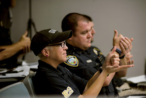Tuscaloosa police officers learning ASL 